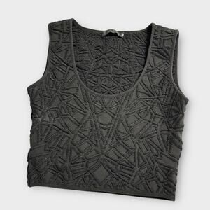 RVN Cropped Tank Top Women's XS Black Textured Scoop Neck‎ Wide Strap